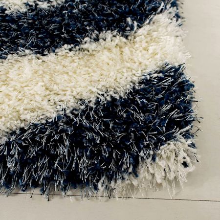 Handcrafted Black Shaggy Bedroom Rug